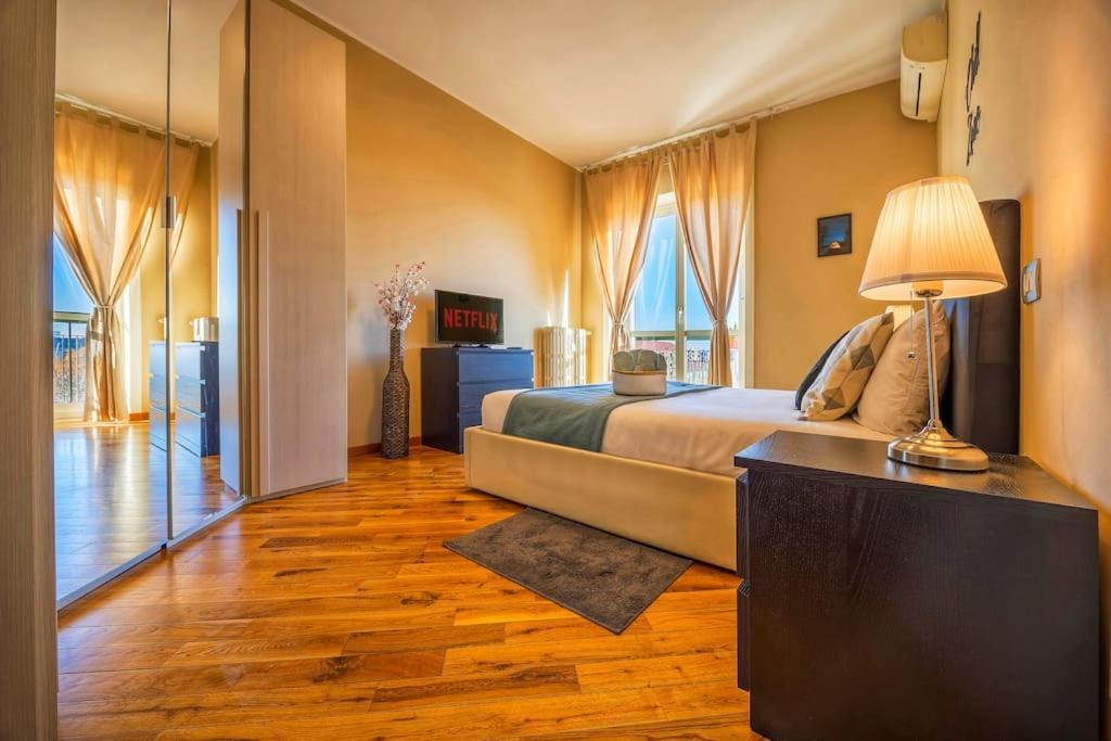 Sunny & Updated Flat With Panoramic City View 50M From M4 Stop Mediolan Zewnętrze zdjęcie
