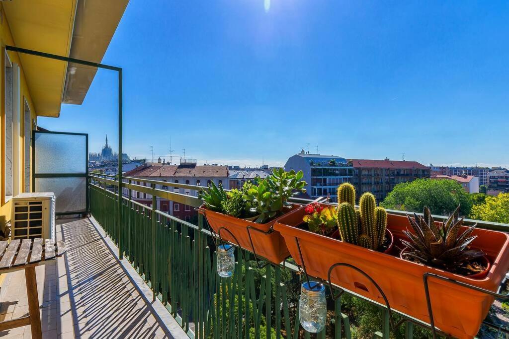 Sunny & Updated Flat With Panoramic City View 50M From M4 Stop Mediolan Zewnętrze zdjęcie